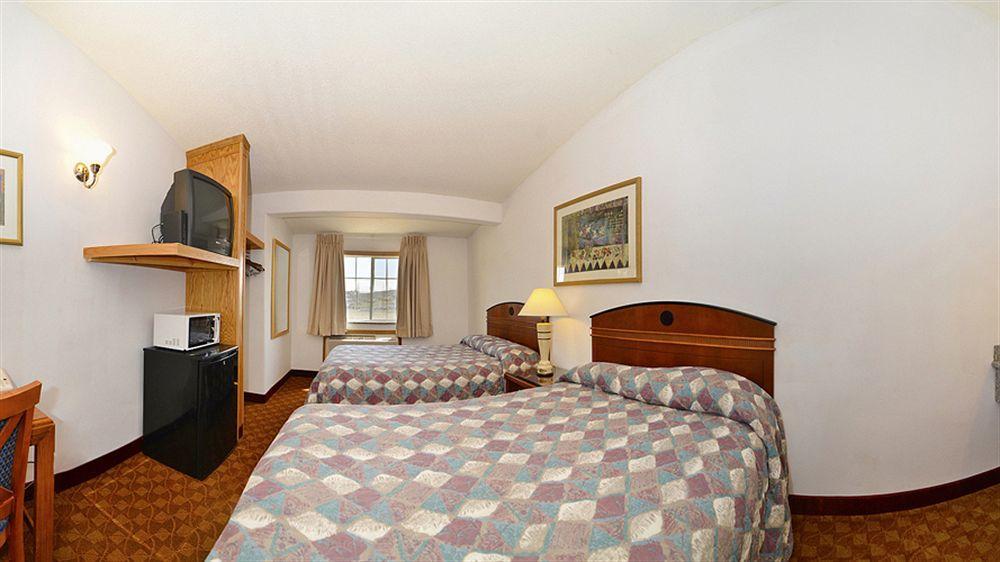 Econo Lodge Inn & Suites Madras Kültér fotó