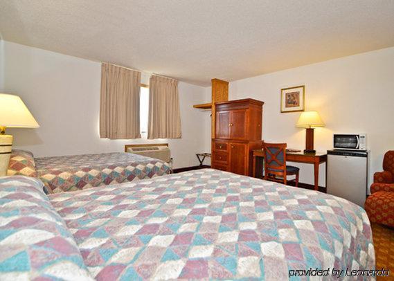 Econo Lodge Inn & Suites Madras Szoba fotó