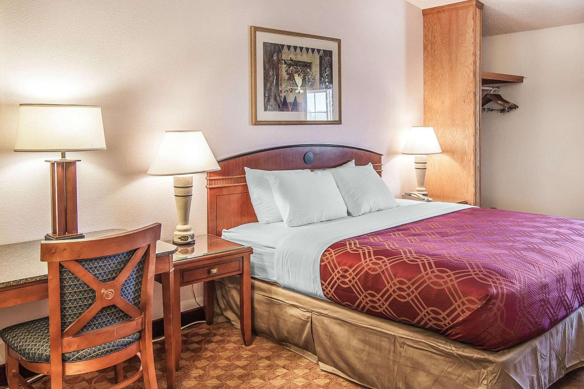 Econo Lodge Inn & Suites Madras Kültér fotó