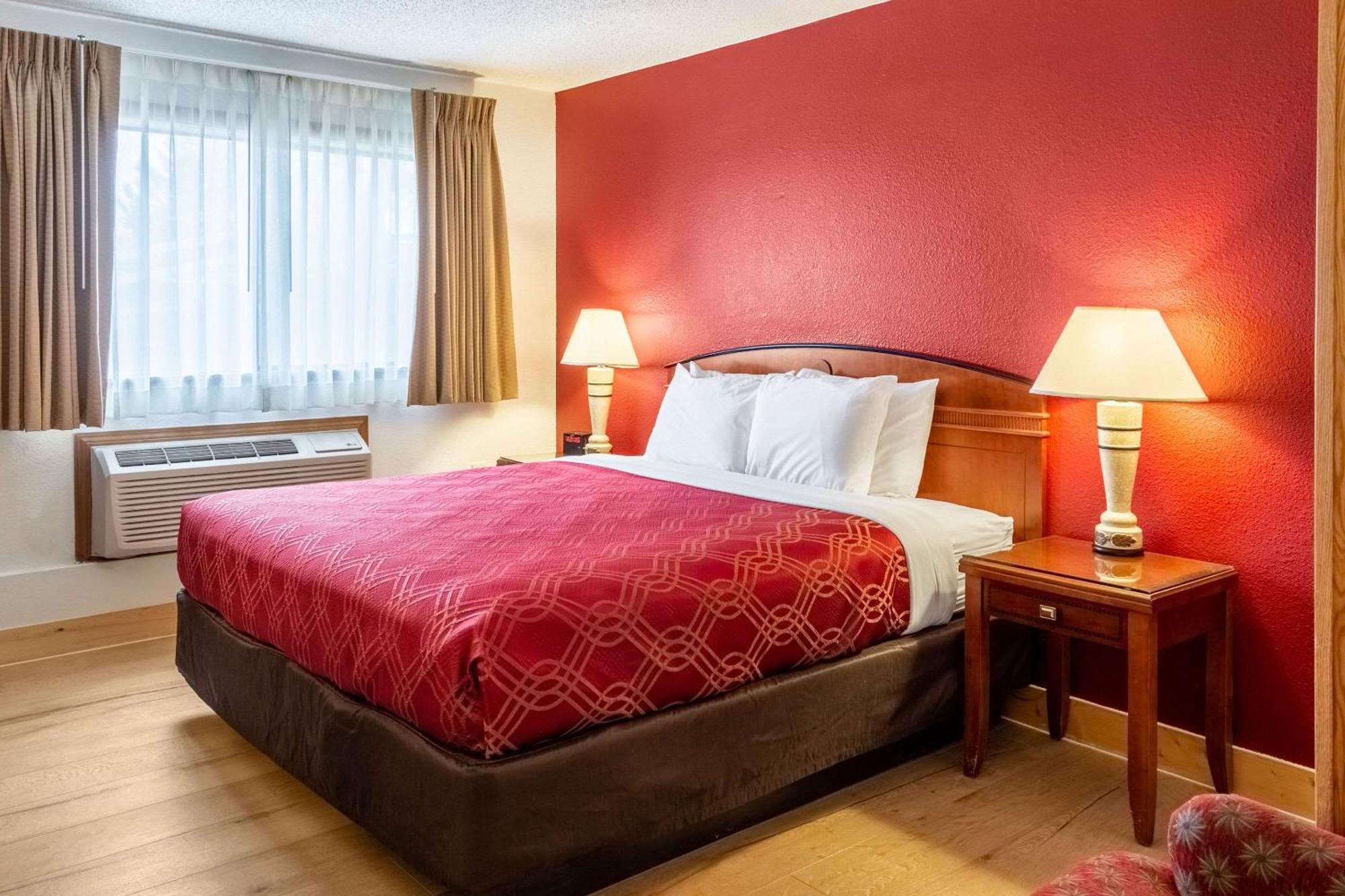 Econo Lodge Inn & Suites Madras Kültér fotó