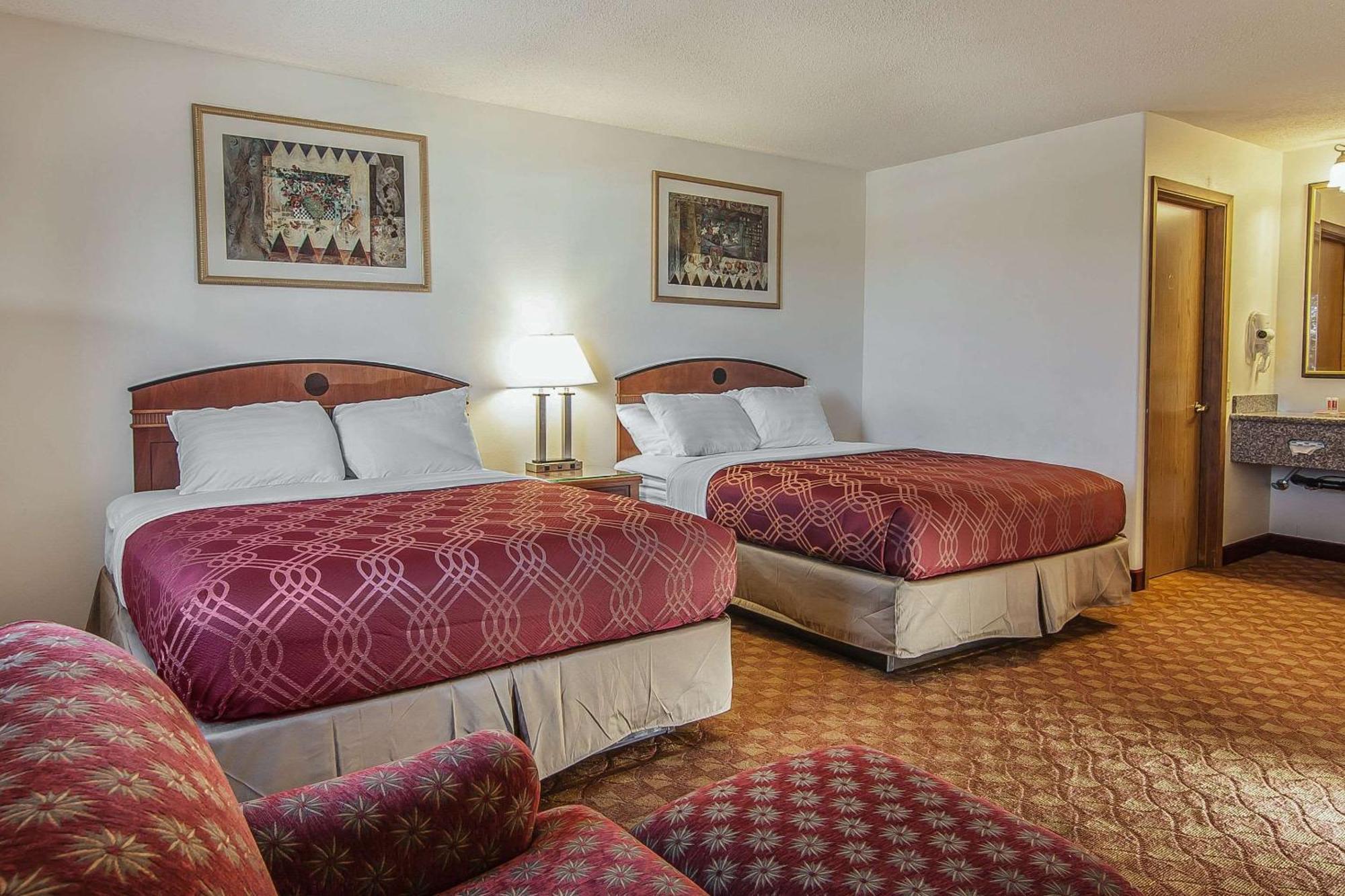 Econo Lodge Inn & Suites Madras Kültér fotó