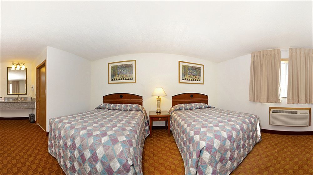 Econo Lodge Inn & Suites Madras Kültér fotó